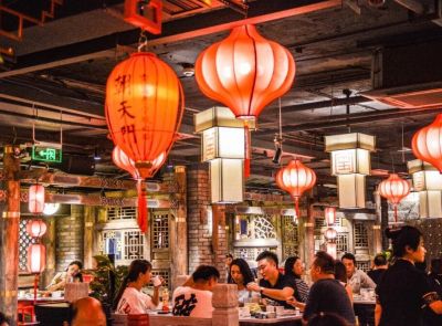 吃火鍋會(huì)讓人心情變好，原來是有科學(xué)依據(jù)的！