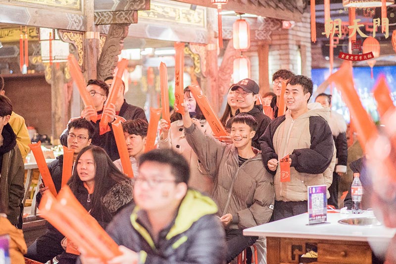 朝天門(mén)火鍋《英雄聯(lián)盟》全明星賽觀(guān)影會(huì)精彩落幕