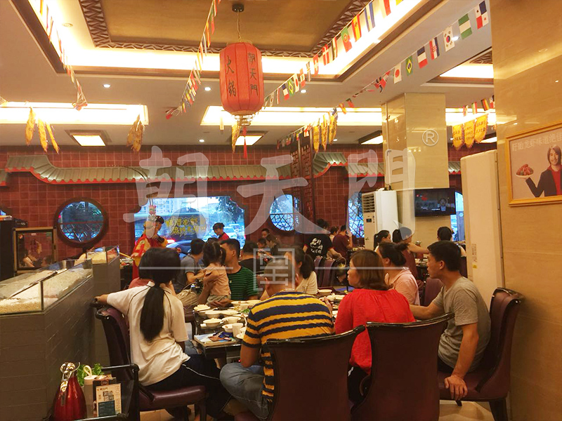 火鍋店如何降低排隊(duì)時(shí)的顧客流失率？