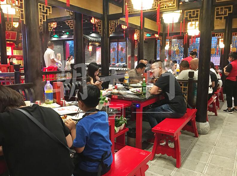 火鍋加盟店怎么經(jīng)營才火？這幾個(gè)技巧可以參考