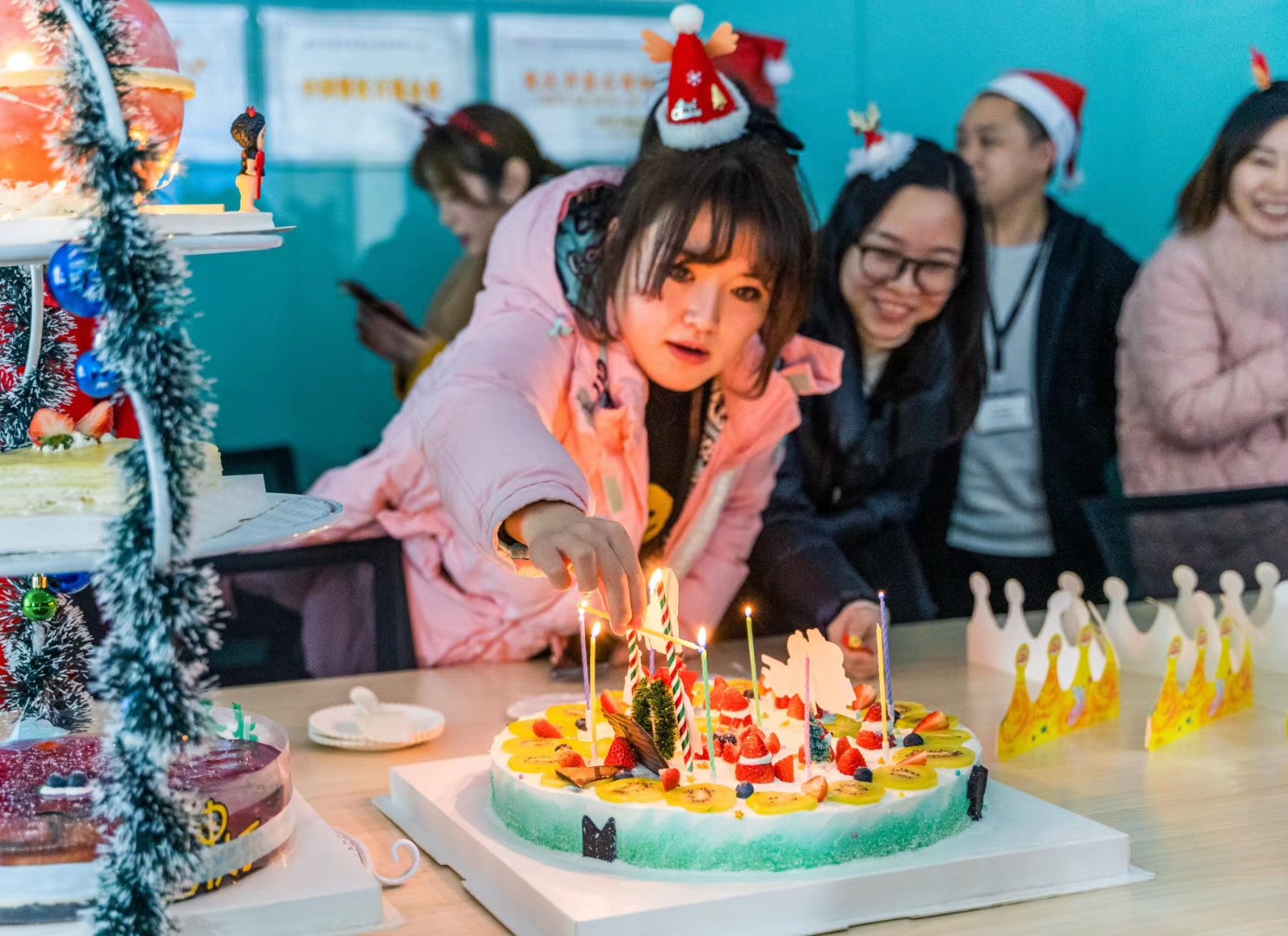 朝天門火鍋祝大家圣誕節(jié)快樂！