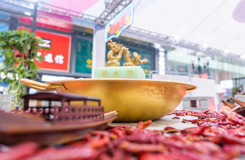 特色火鍋店的裝修應(yīng)遵循哪些原理？
