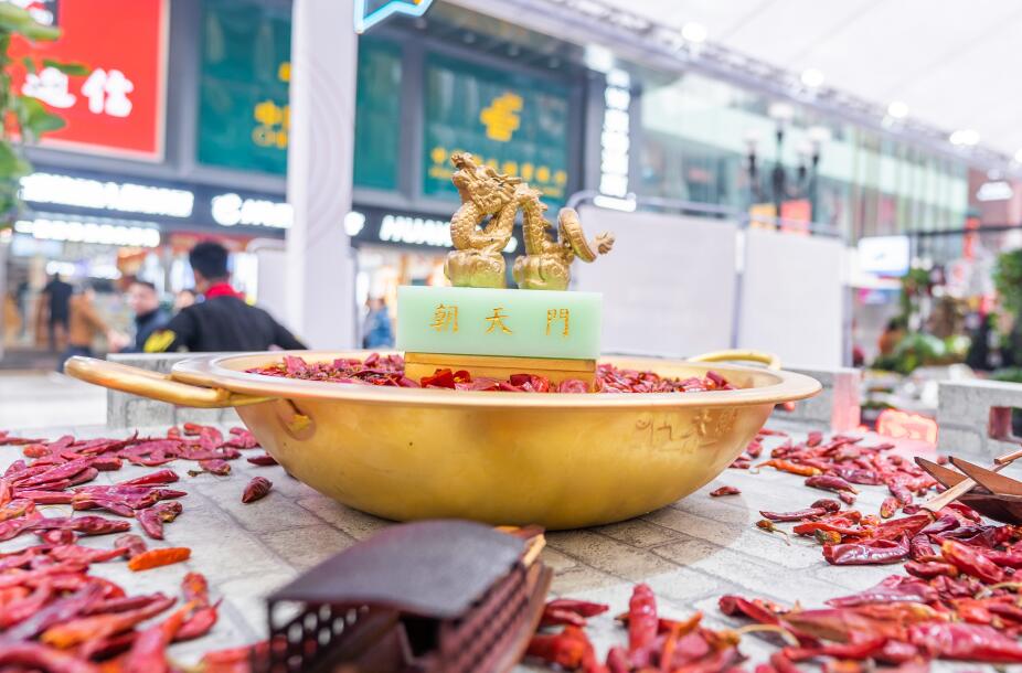 哈密開火鍋加盟店如何經(jīng)營？怎么管理？