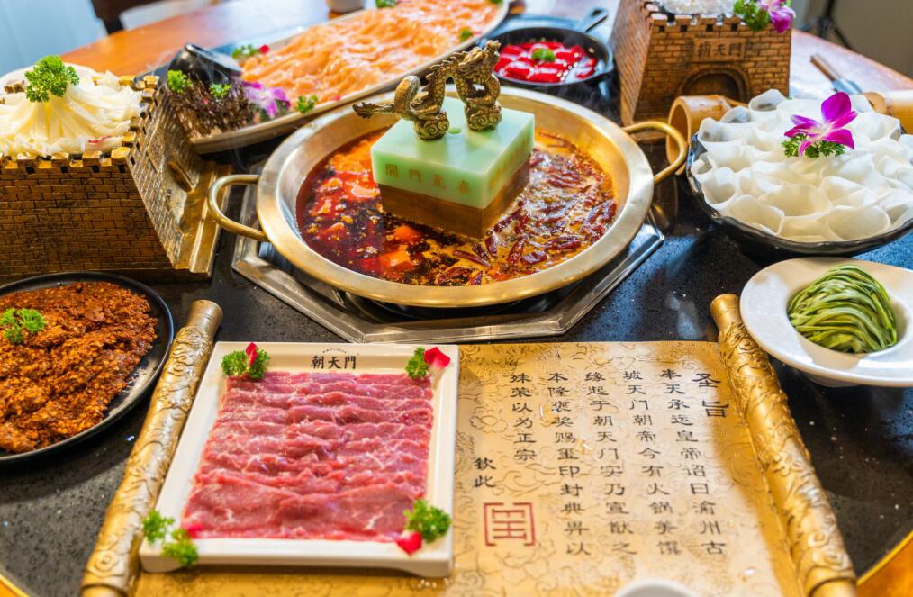 合伙開連鎖火鍋加盟店好嗎？如何權(quán)衡利弊？
