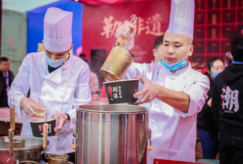 如何讓出色的服務(wù)為你的火鍋店加分？