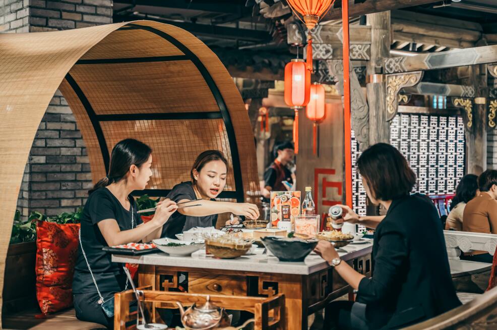 天門開火鍋加盟店，如何節(jié)省投資成本？