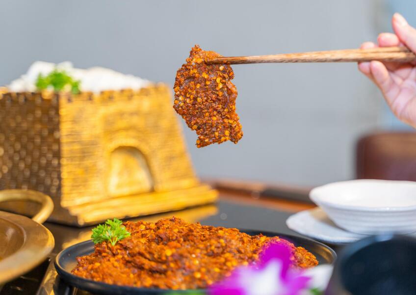 火鍋店這樣裝修，看起來雅致又大氣！