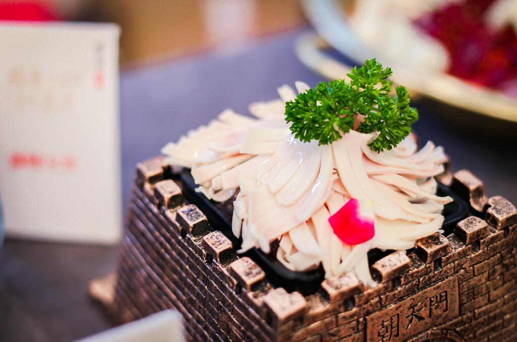 遵化開火鍋加盟店，要遵循哪些市場(chǎng)規(guī)律？