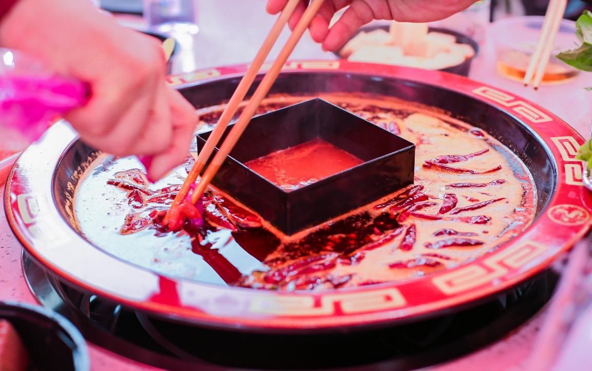 潞城開火鍋加盟店，需要跟人合伙嗎？