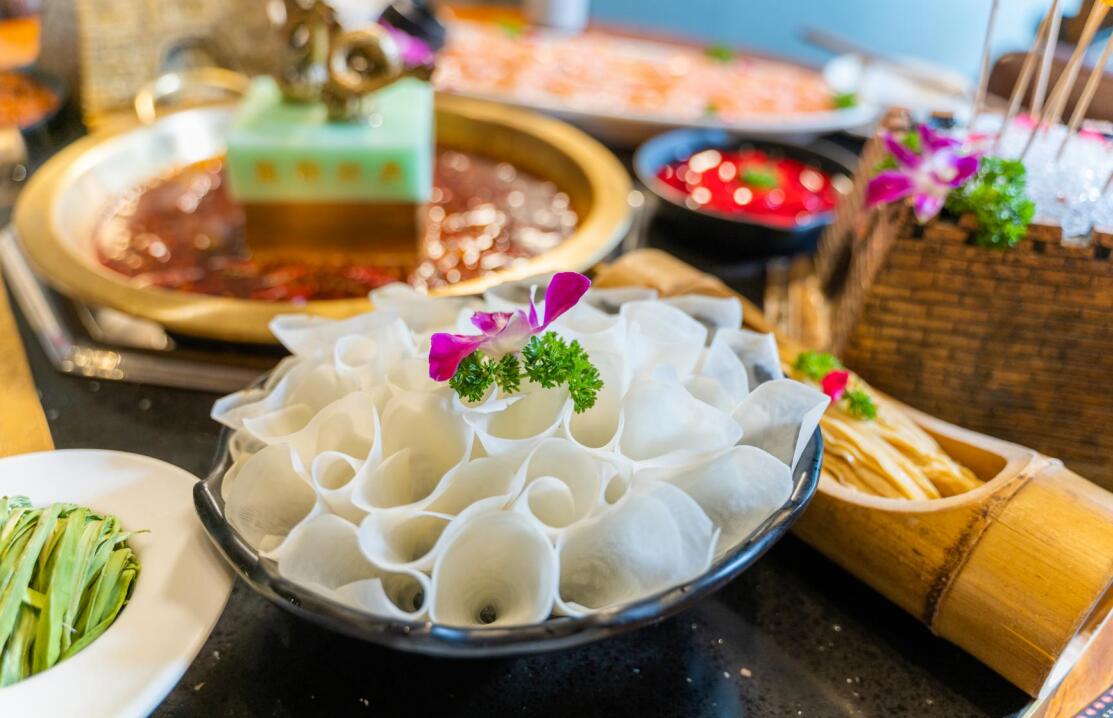 尚志開(kāi)火鍋加盟店，如何擴(kuò)大消費(fèi)群體？