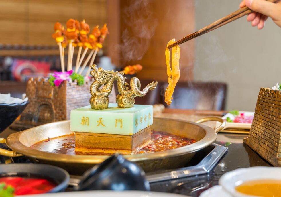 霸屏美食榜的朝天門火鍋，為何非吃不可？