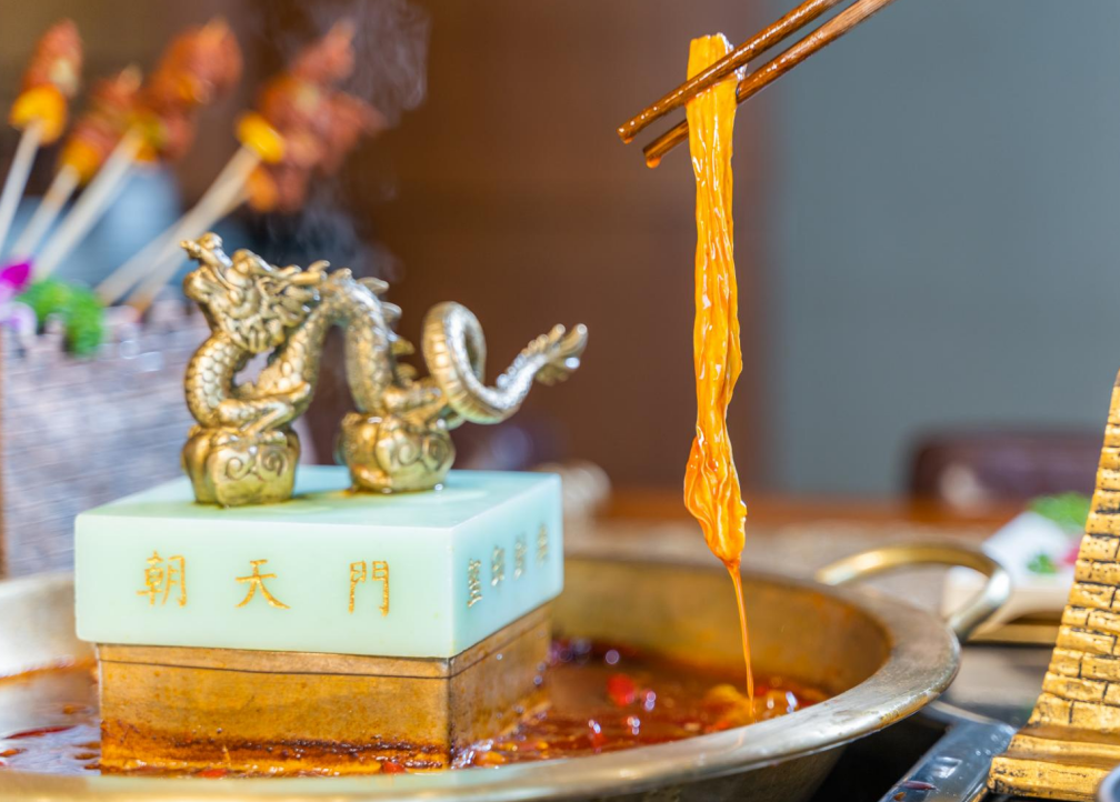 自熱食品迅速走紅，火鍋堂食尚有發(fā)展空間？