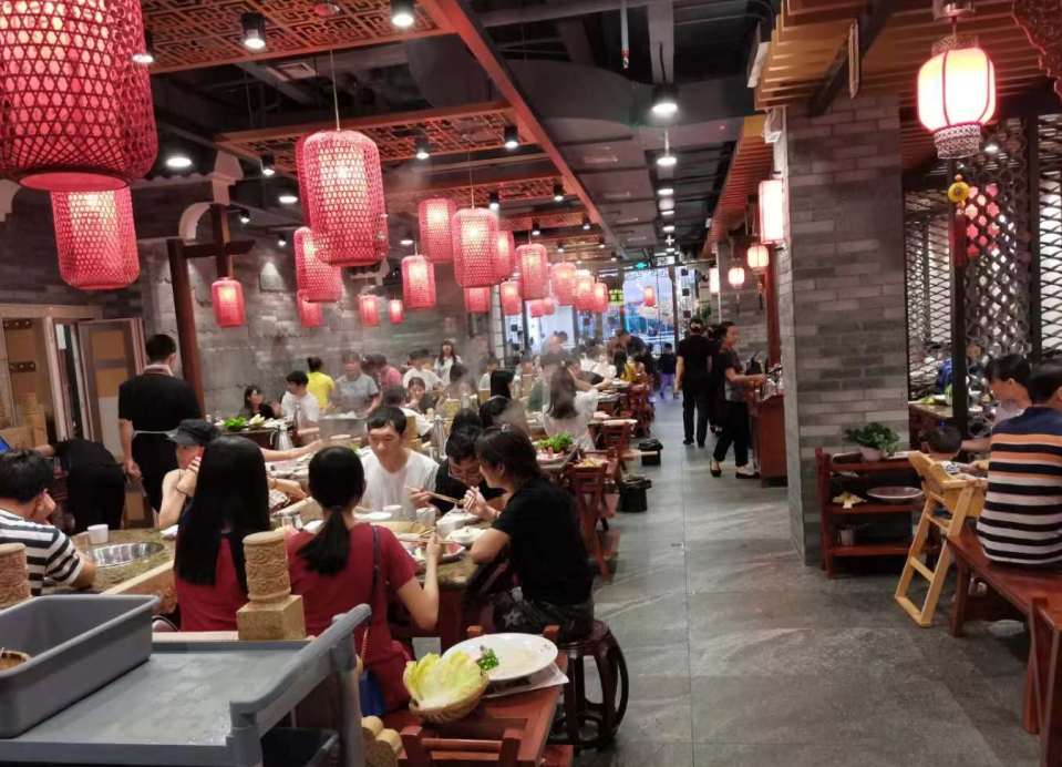 赤峰開火鍋加盟店，如何保障餐品標(biāo)準(zhǔn)化？