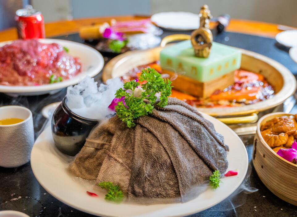 根河開火鍋加盟店，需要設(shè)置自助小吃臺(tái)嗎？