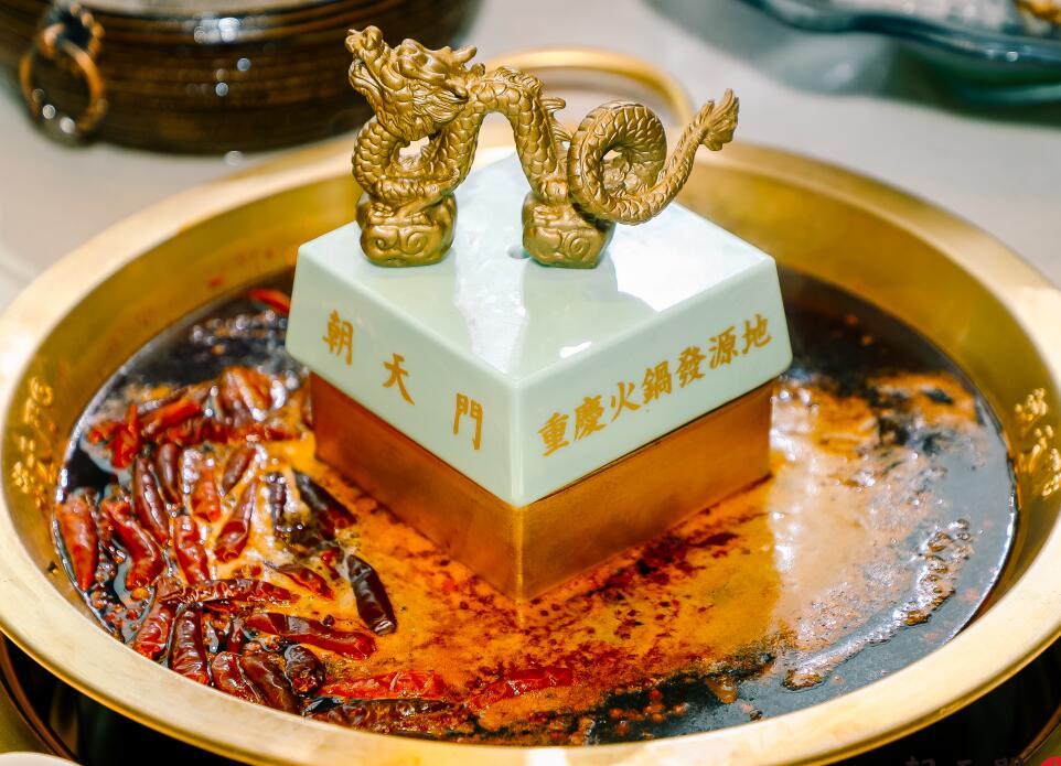 網(wǎng)紅火鍋加盟店竟然是這樣吸引顧客的？
