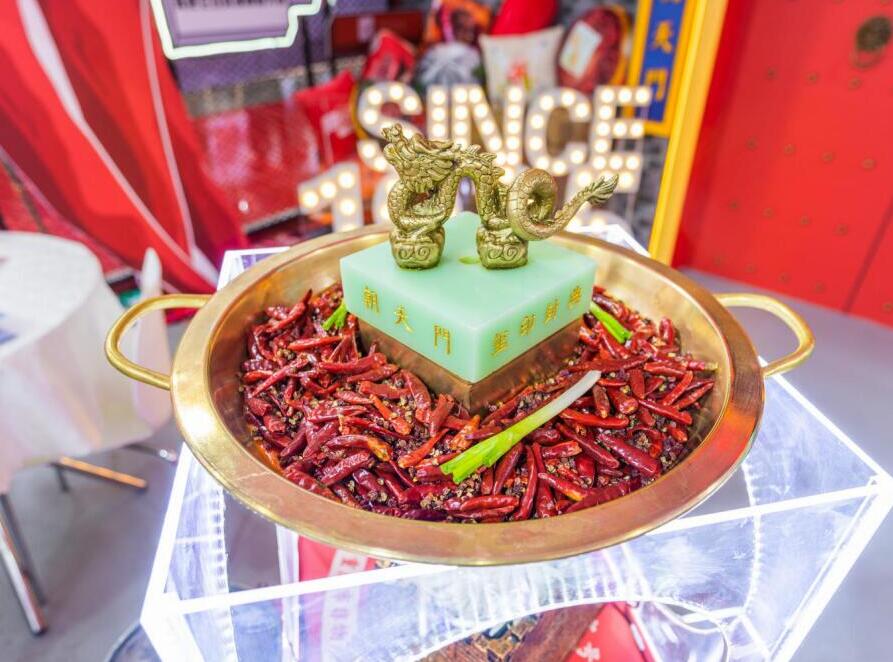 酉陽開火鍋加盟店，如何提升開業(yè)服務(wù)？