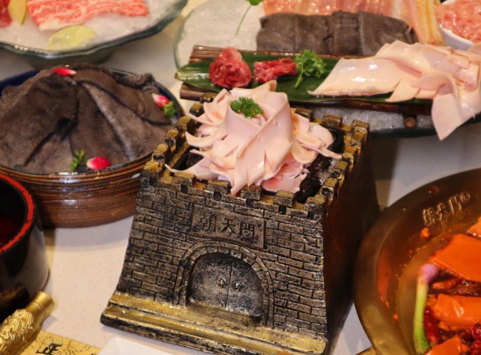 重慶火鍋為什么要蘸著香油吃？這里面有什么學(xué)問(wèn)！