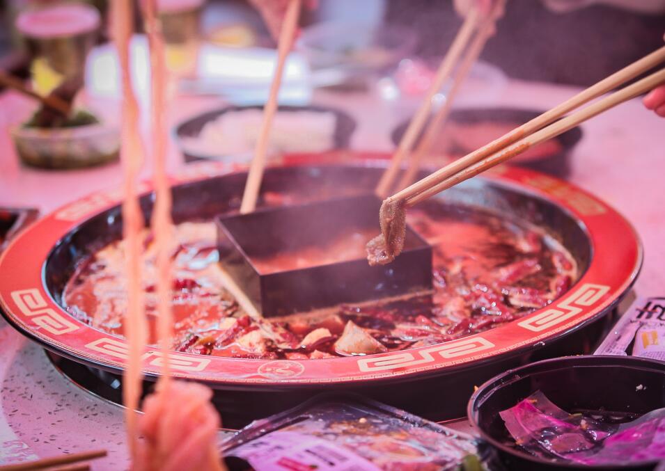 2021火鍋行業(yè)分析：六大數(shù)據(jù)帶你洞悉市場(chǎng)發(fā)展！