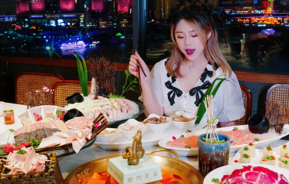 未來的火鍋店消費主力，竟是“她”？