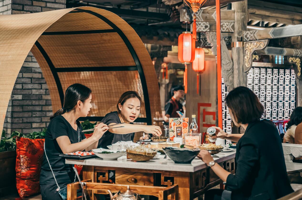 “偽國潮”爛大街，餐飲國潮風(fēng)還能吹多久？