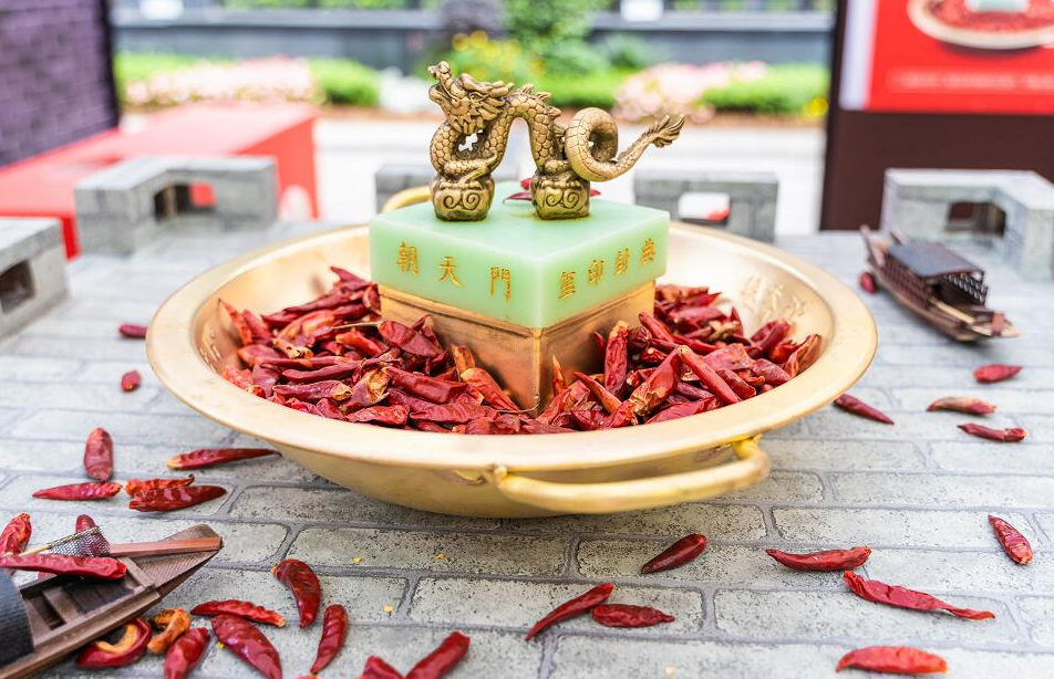 現(xiàn)代餐飲中還有什么比火鍋未來發(fā)展好？