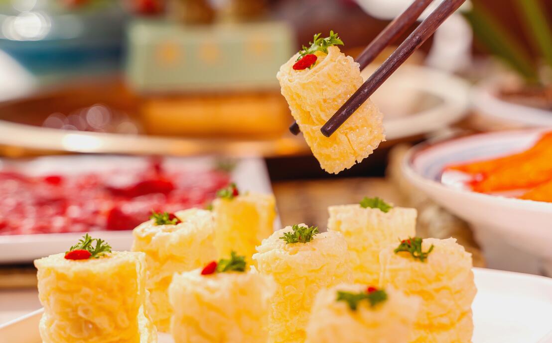 火鍋店應(yīng)該選哪些菜品作為主打爆款？