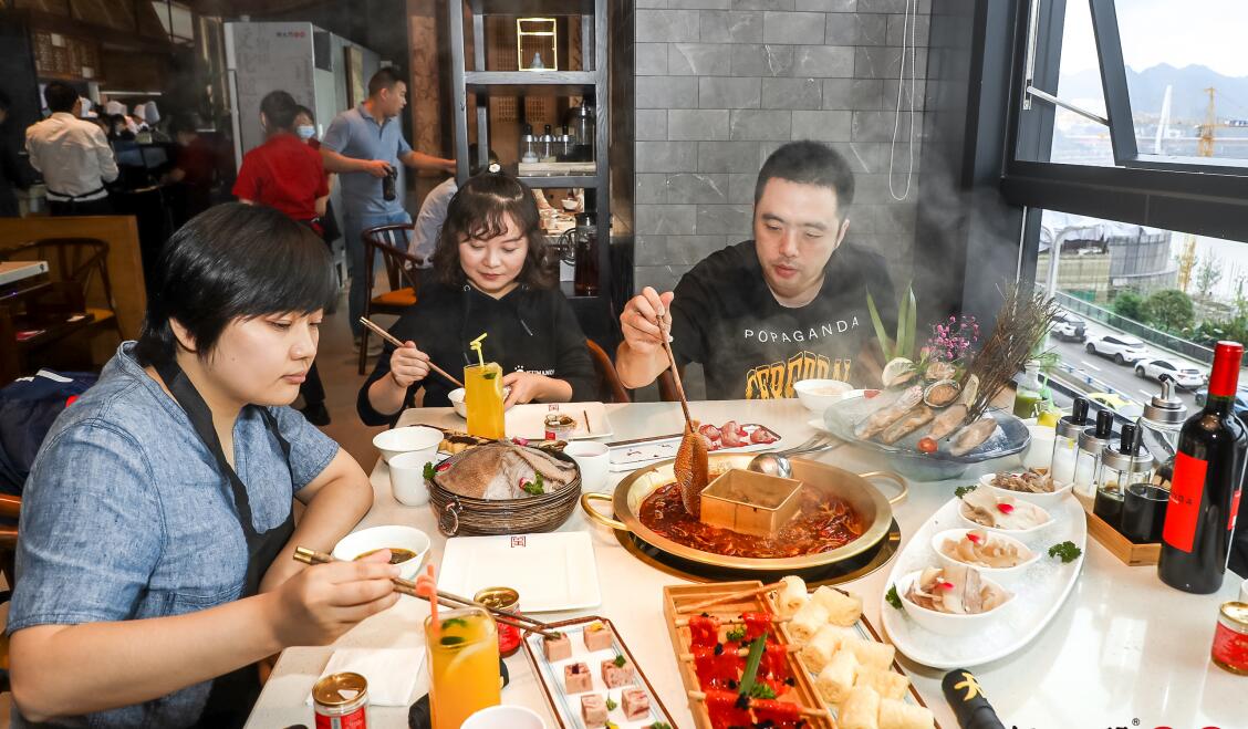 三線城市開(kāi)店做餐飲，到底有多難？
