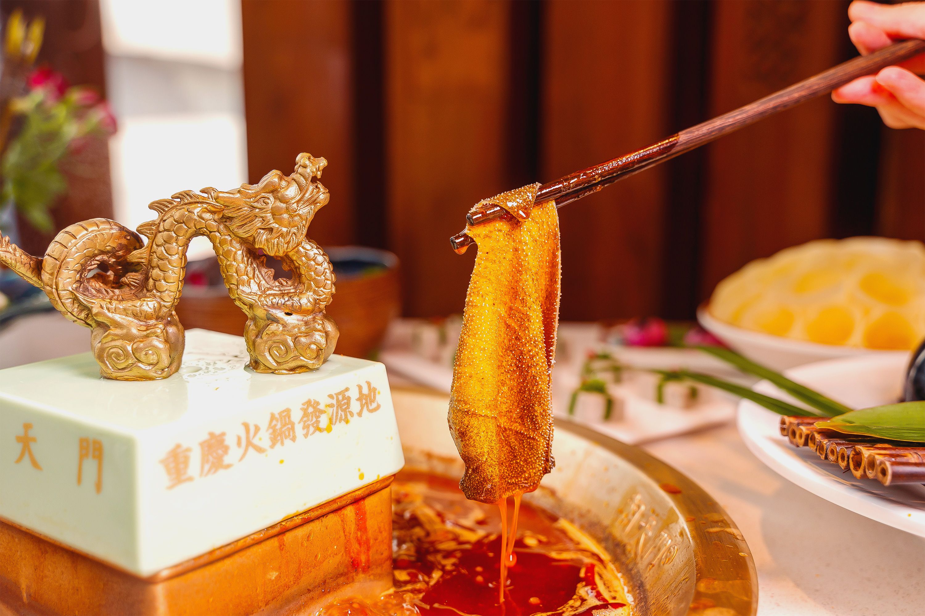重慶火鍋加盟店，為什么毛肚如此受歡迎？